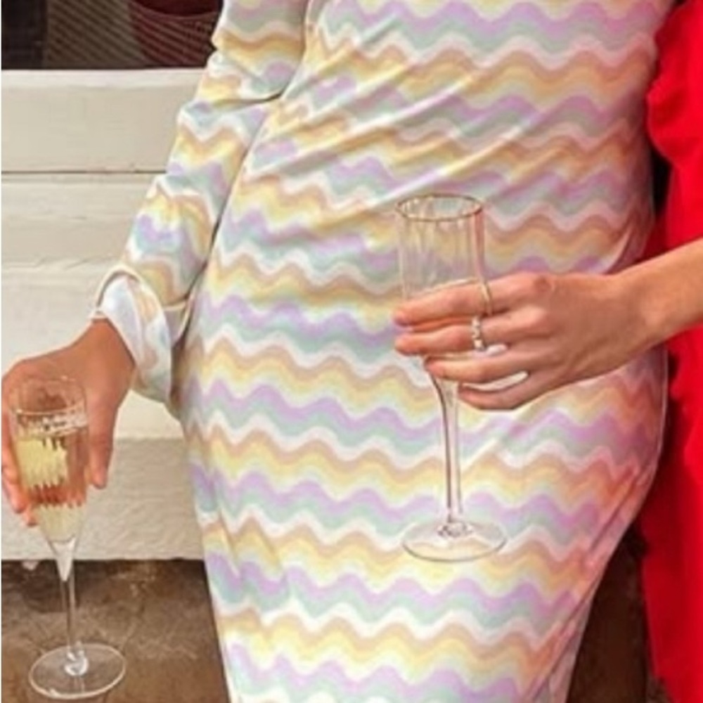 Ghospell London Rare Long Sleeve Bodycon Printed Maxi Dress - Picture 2 of 15